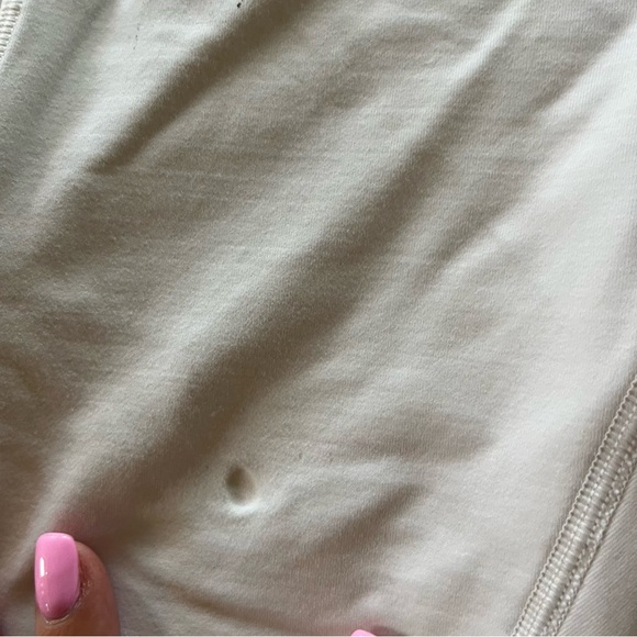 Lululemon Speed Up Tight *28" in White - Picture 2 of 8